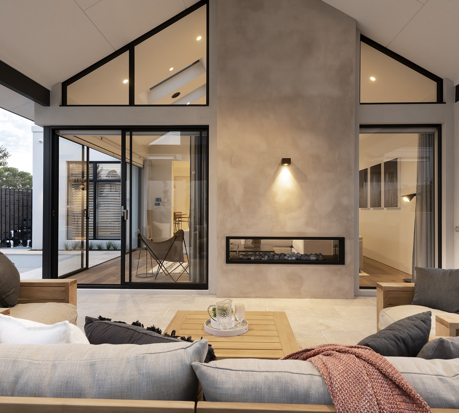 The Amour Interior Design b & BrownNeaves